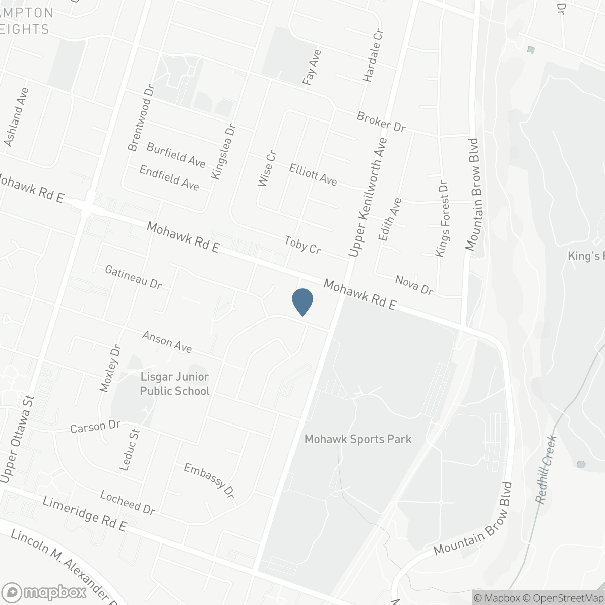 36 ALGONQUIN Court, Hamilton, Ontario L8T 4T3